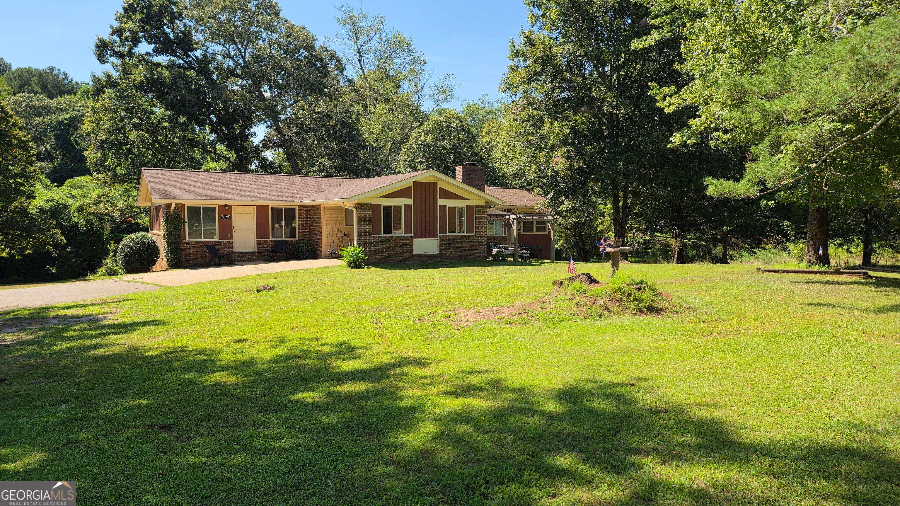 5829 Clarks Bridge Rd — photo