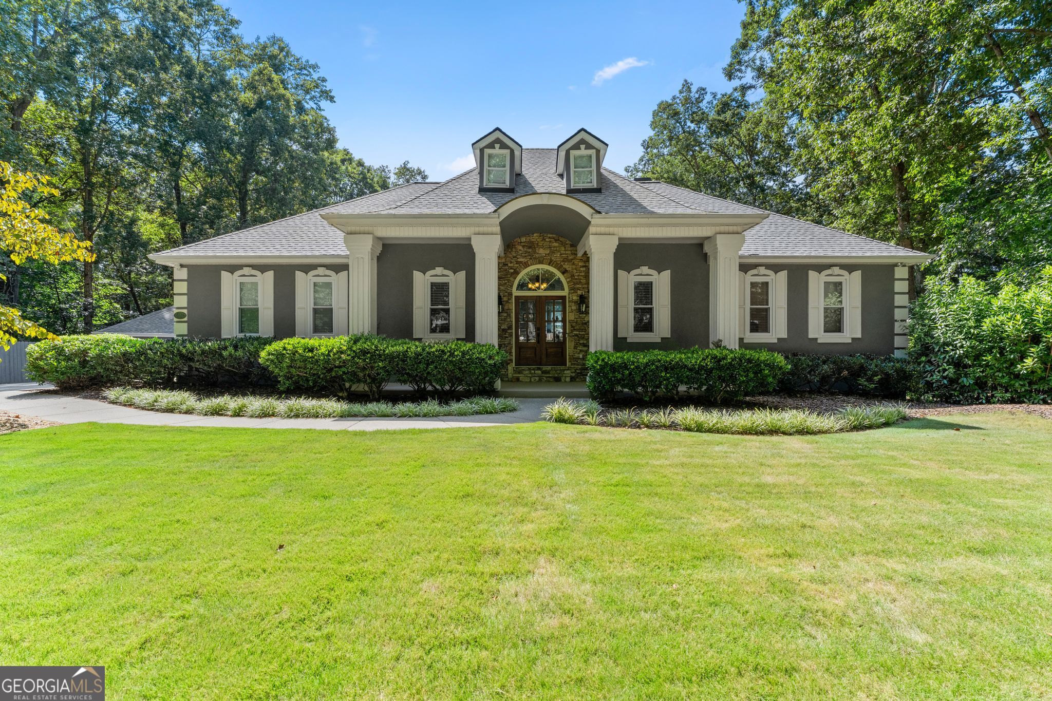 5725 Ash Dr — photo