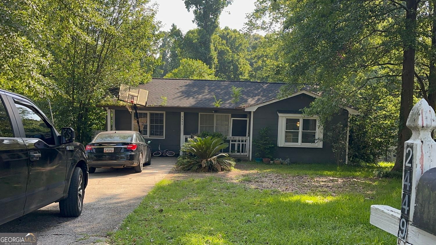2401 Shea Dr — photo