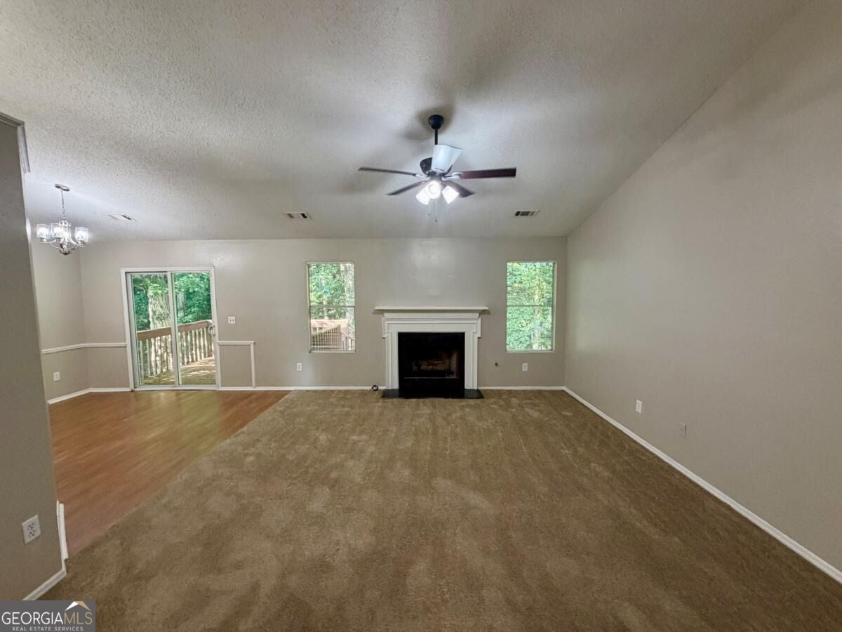 1617 Picadilly Ct NE — photo