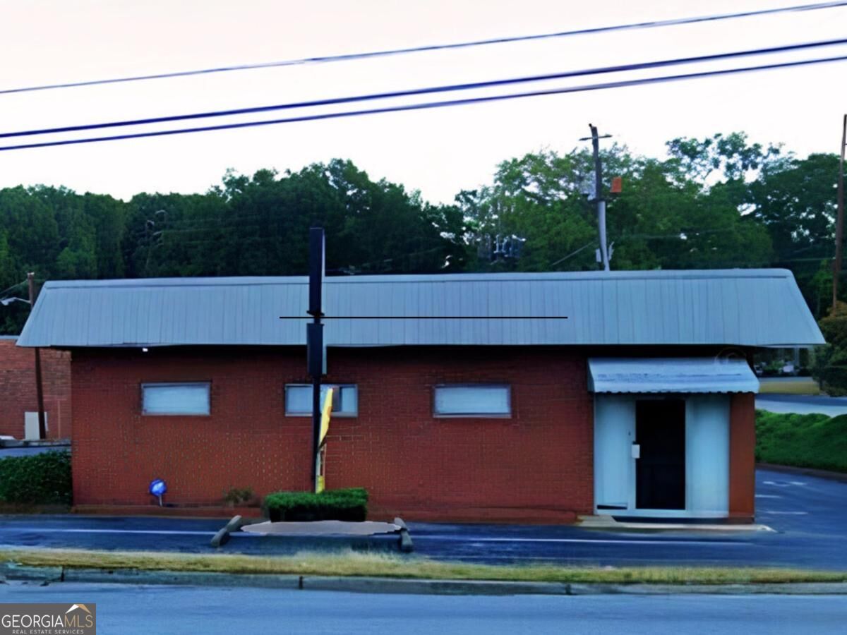 605 Valley Hill Rd SW — photo