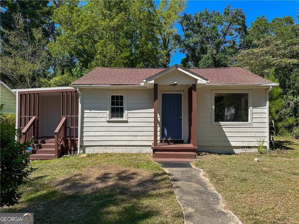 2309 Carver Dr NW — photo