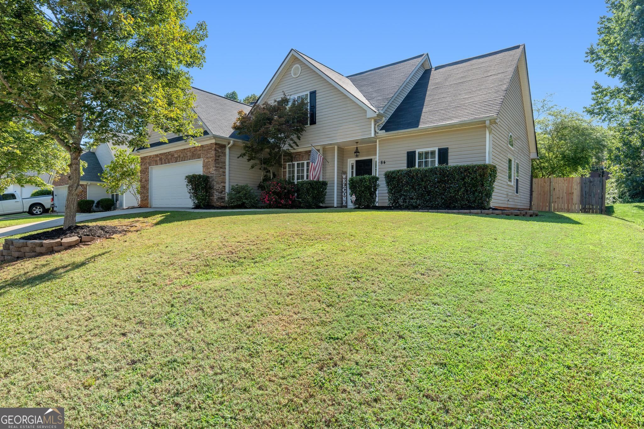 84 Bedford Park Dr — photo