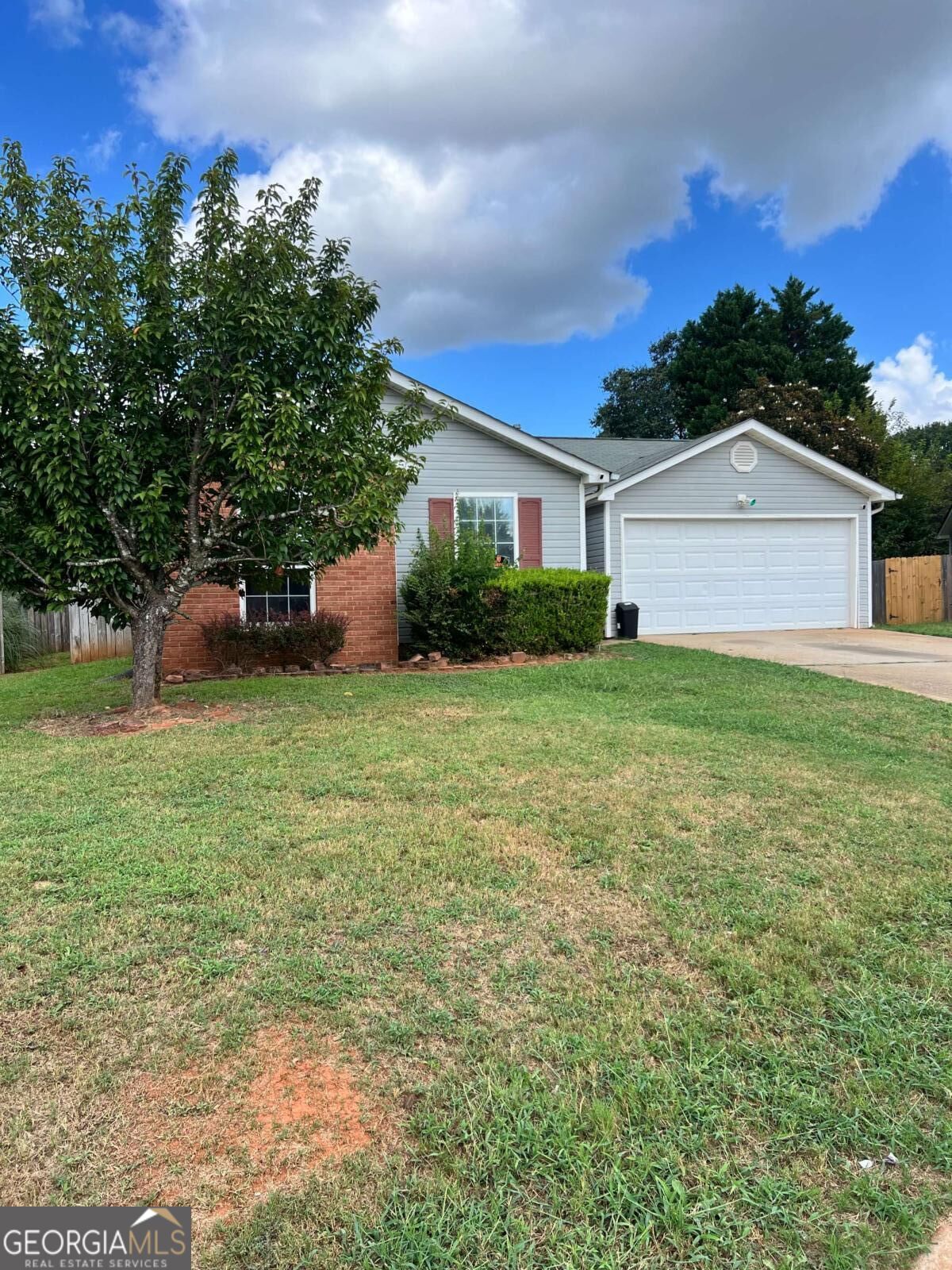 421 Autumn Lake Ct — photo