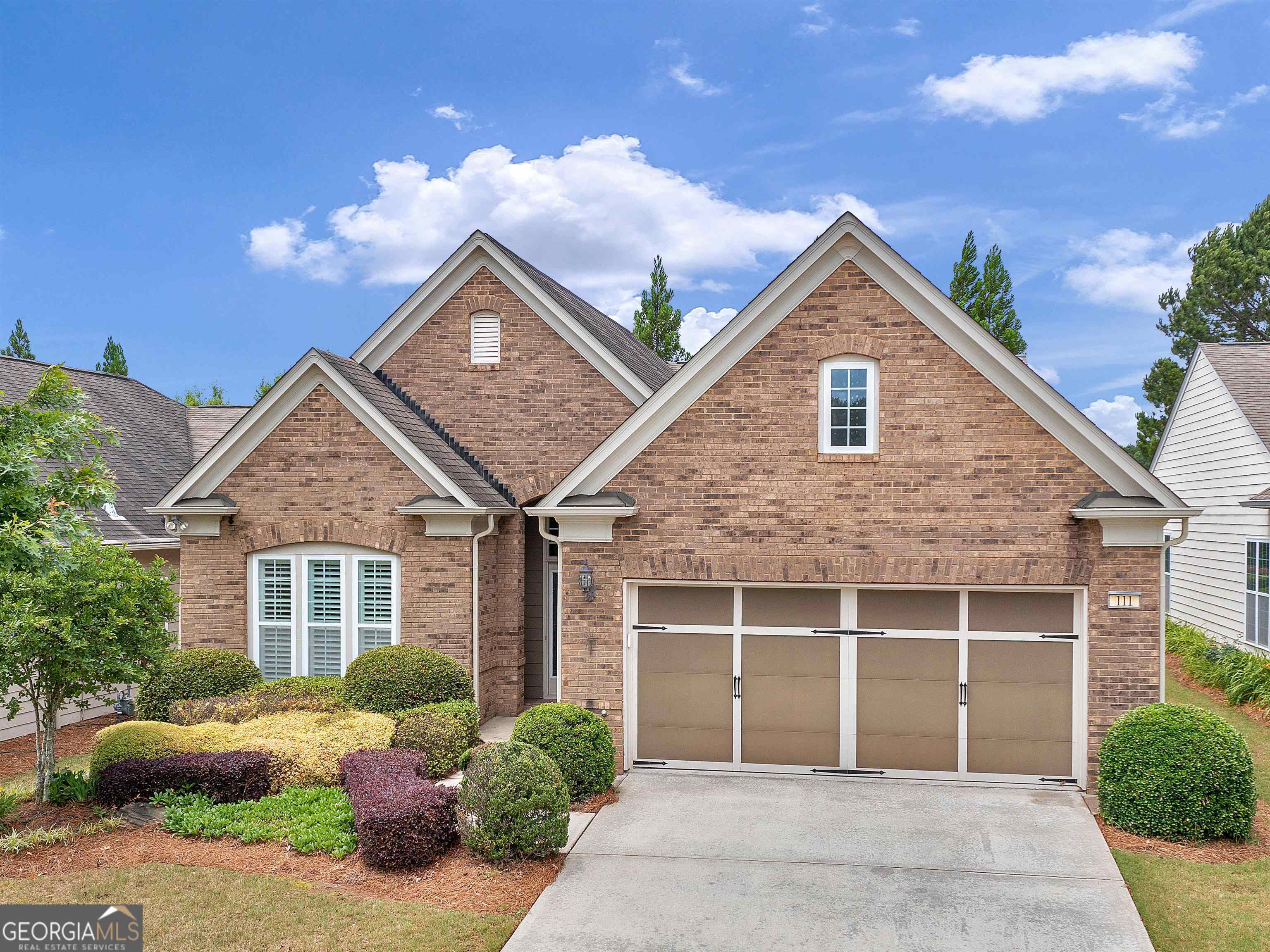 111 Starflower Dr — photo