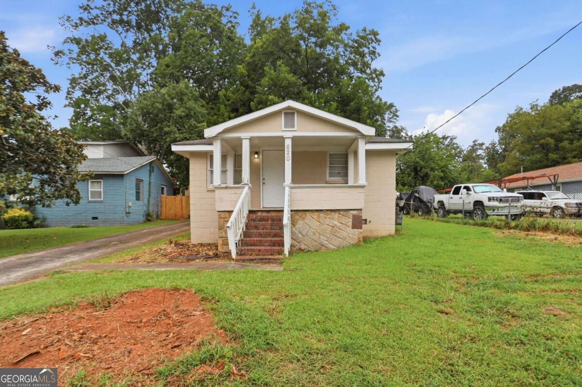 620 Gibbons Dr — photo
