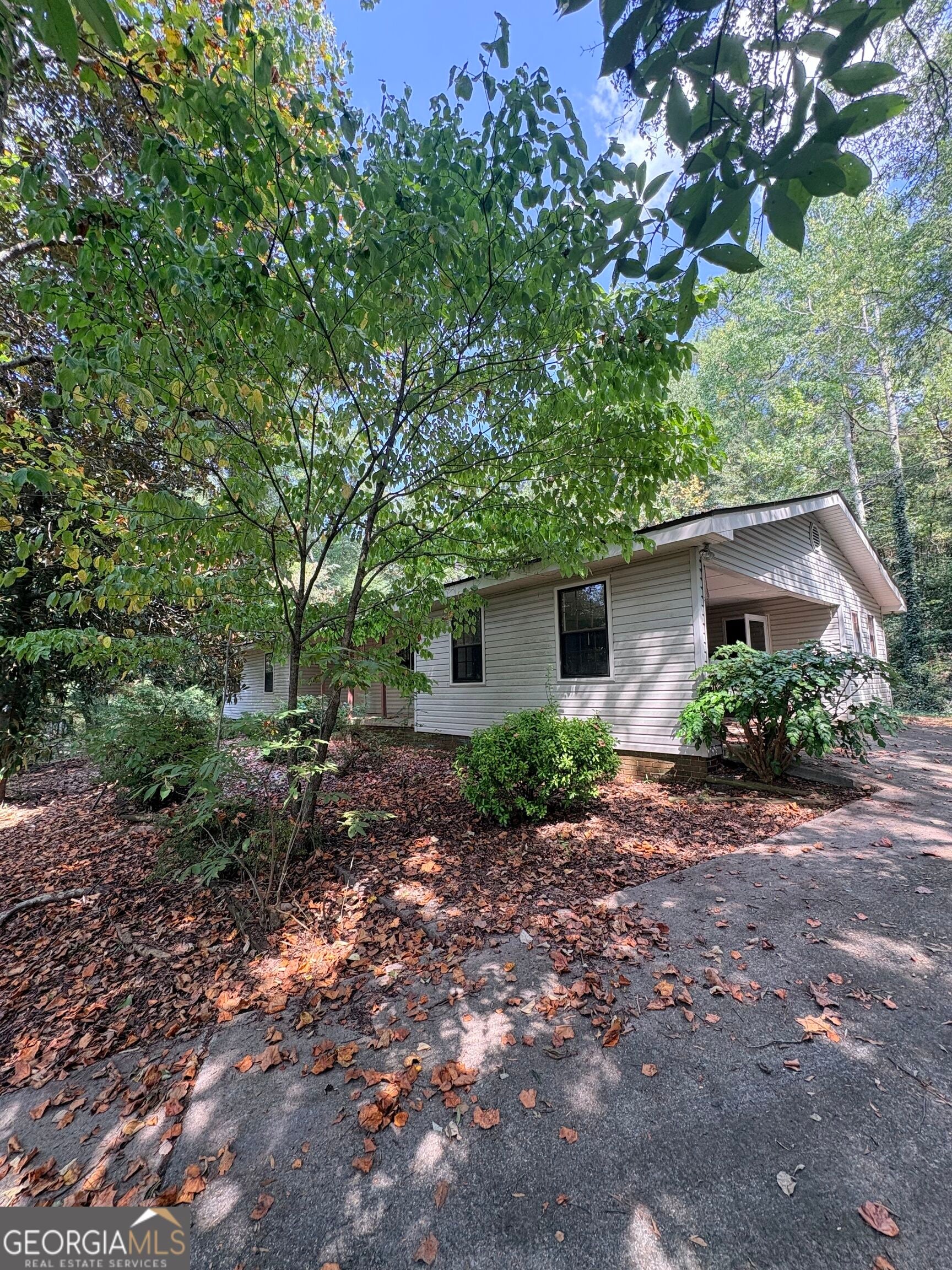 8164 New Calhoun Rd NE — photo