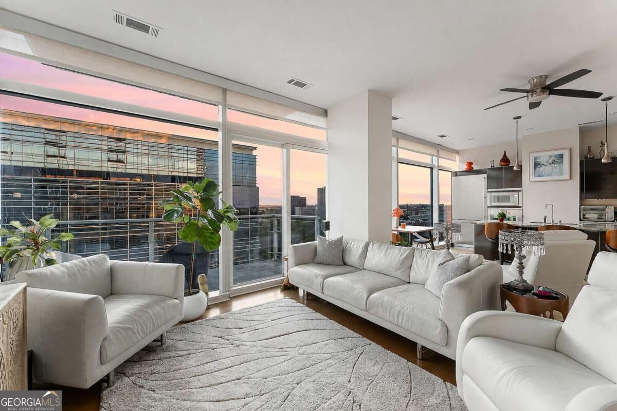 45 Ivan Allen Jr Blvd 1703 — photo