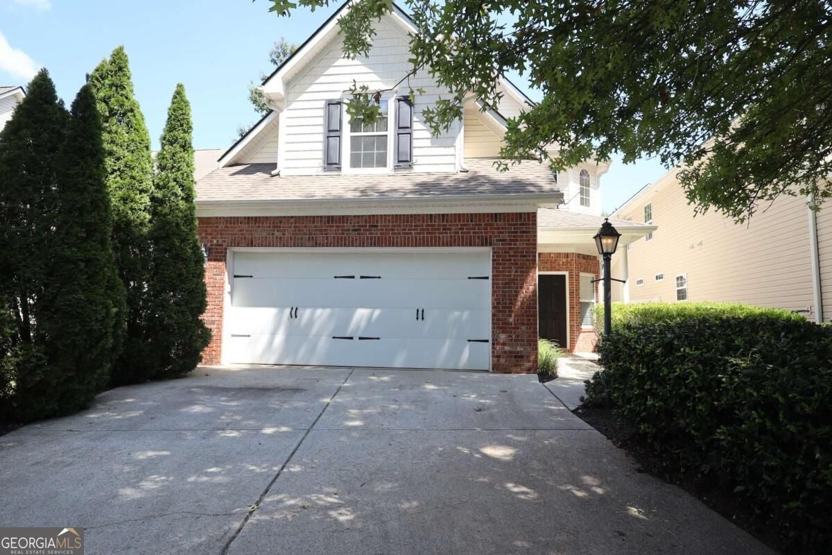 2610 Cottage View Way — photo
