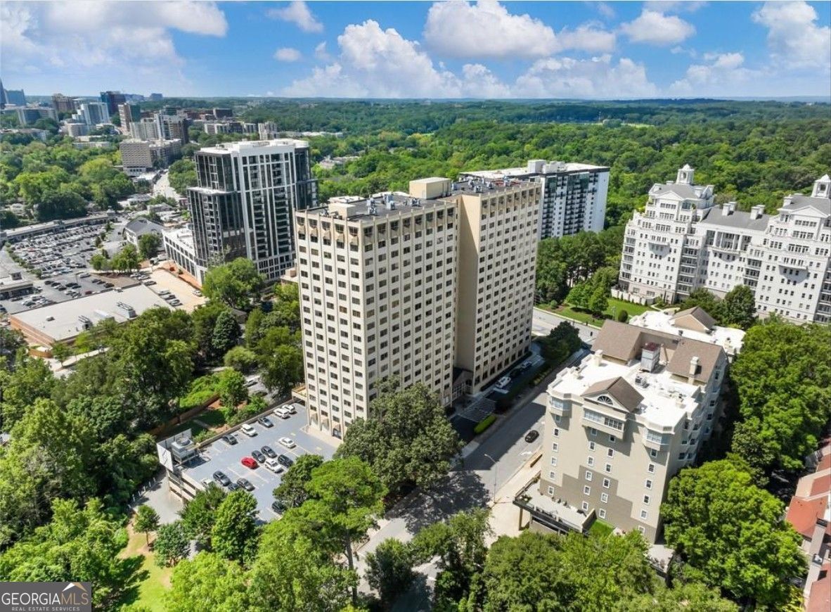 2479 Peachtree Road Rd NE 611 — photo