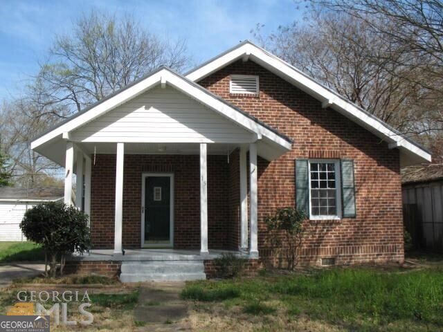 15 Oak St NE — photo