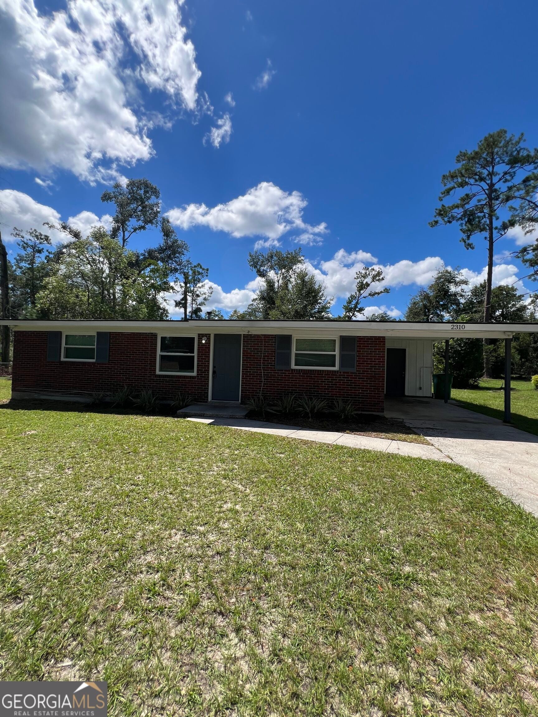 2310 Frederick Pl — photo