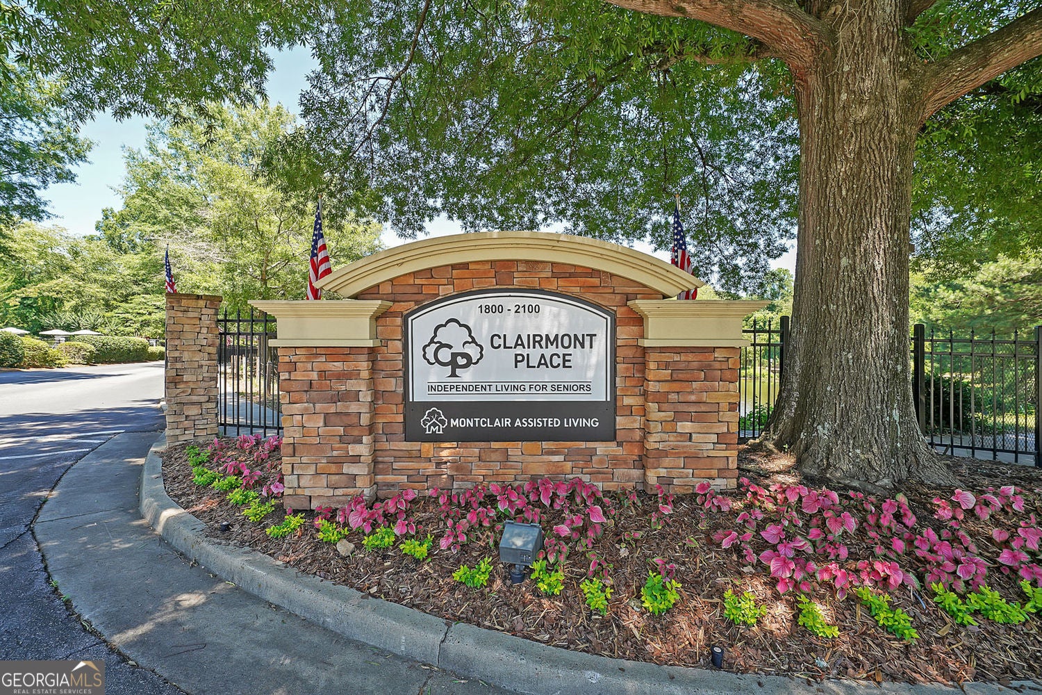 1800 Clairmont Lk a725 — photo