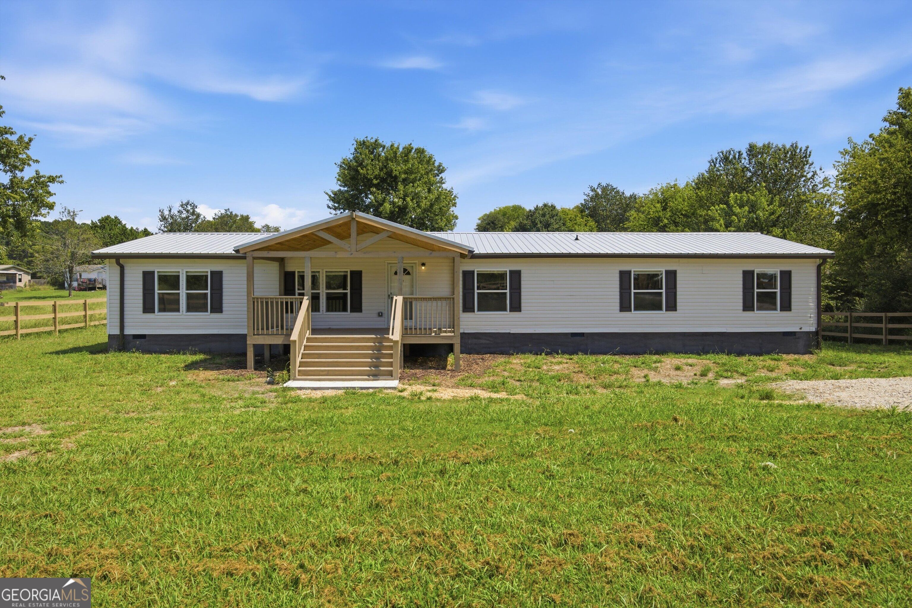 773 Brackett Rd — photo