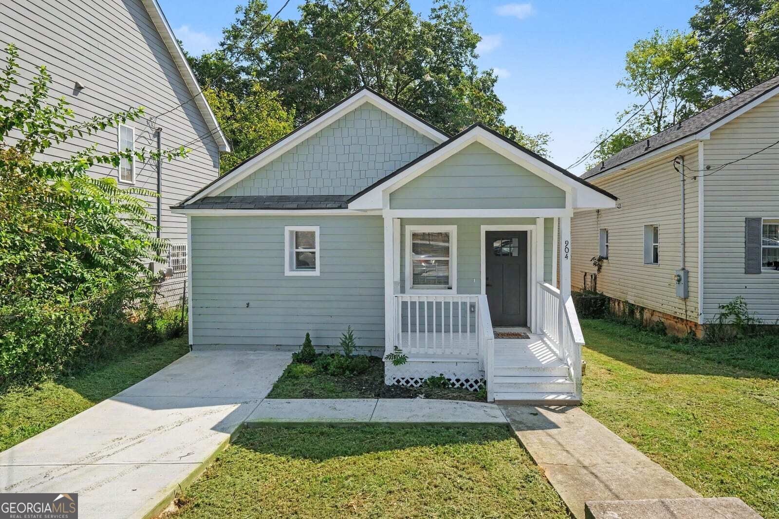 904 Welch Street SW — photo