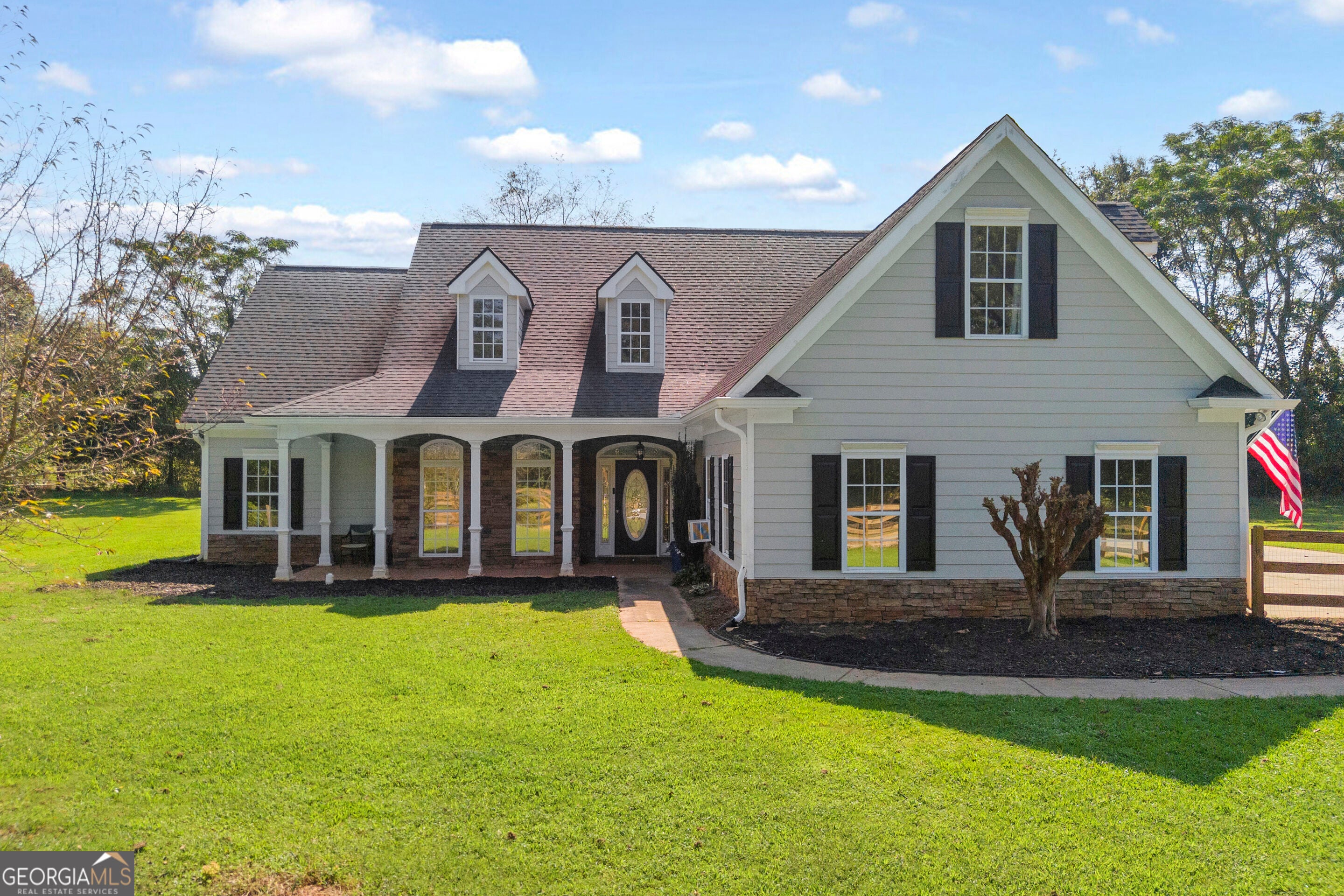 25 Isaiah Dr — photo
