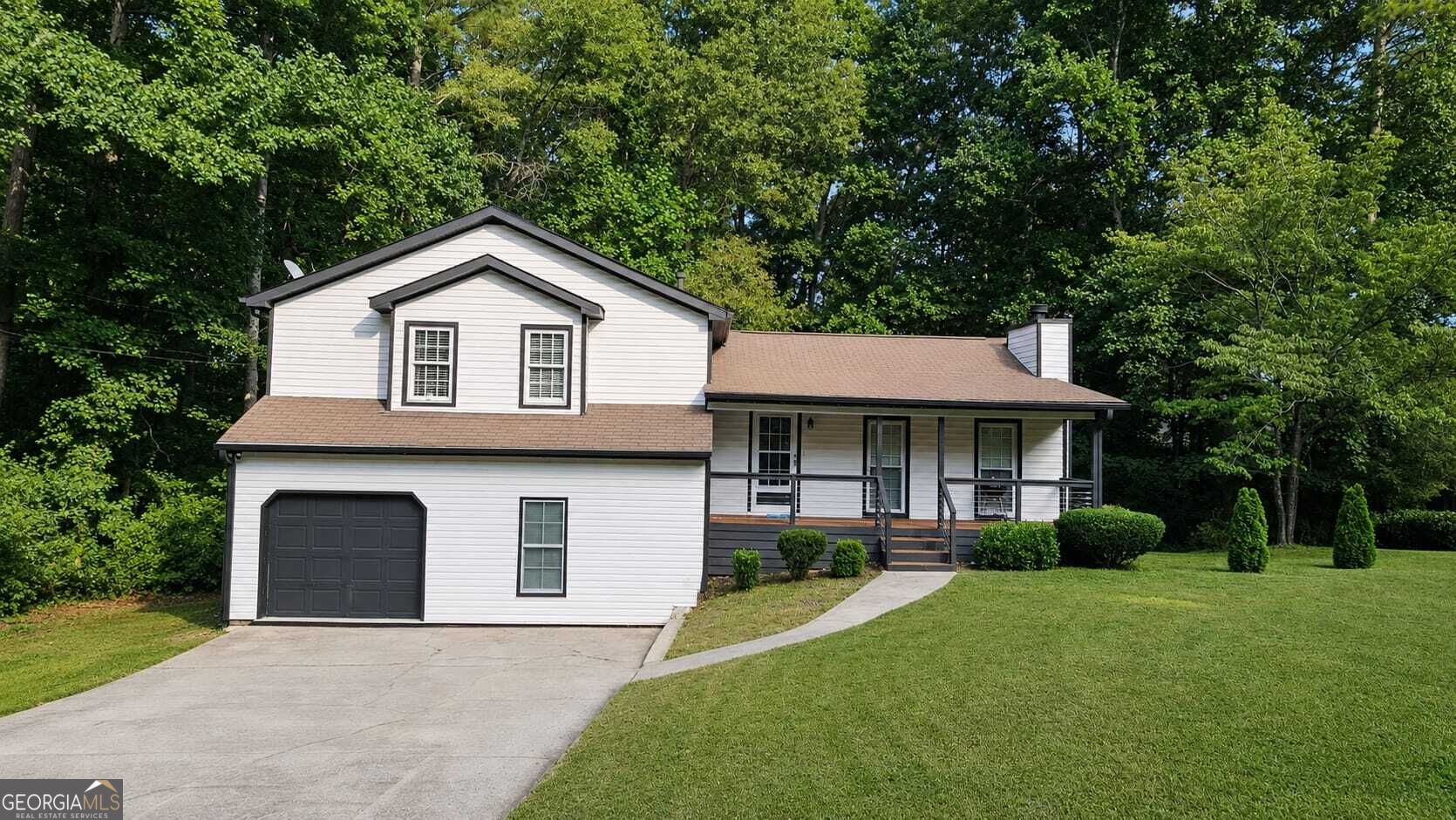 124 Cagle — photo
