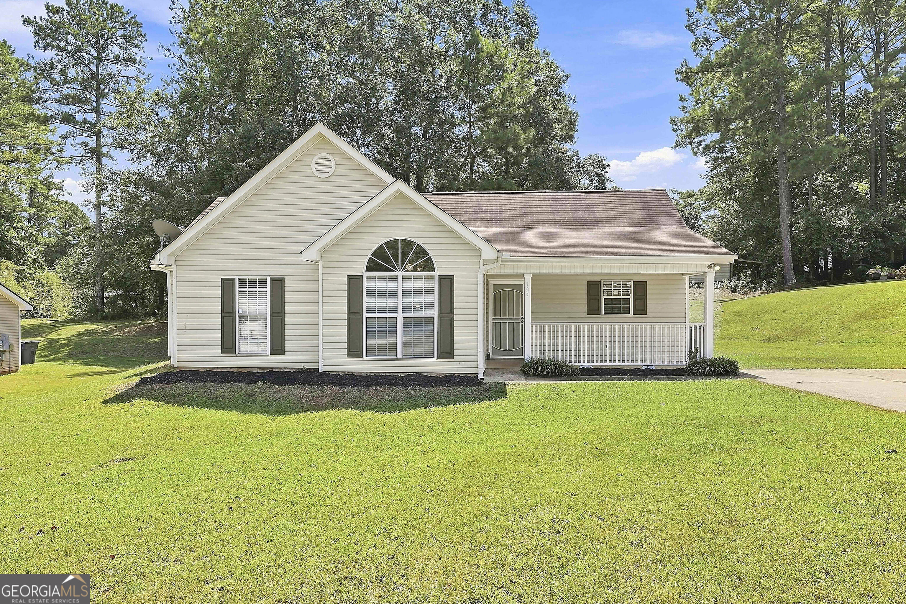 104 Ridgefield Circle, Lagrange, GA 30241