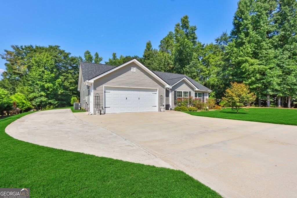 3710 Silver Hill Cir — photo