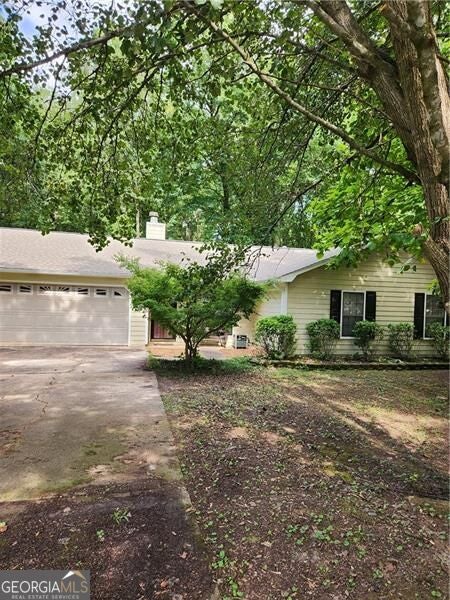 881 June Ct — photo