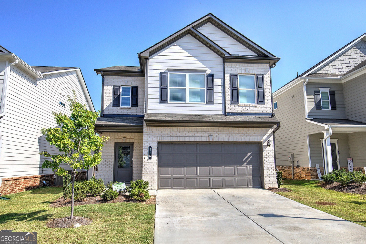 416 Perth Dr — photo