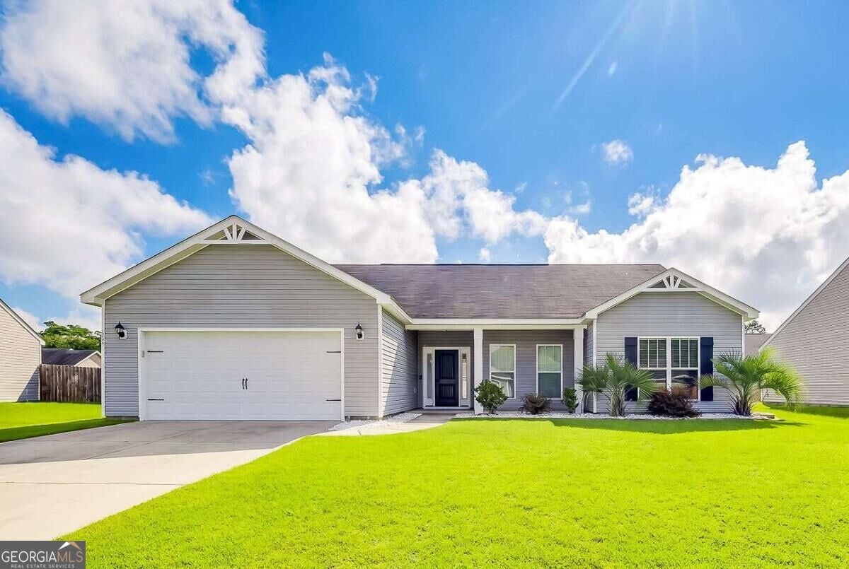 123 Thoroughbred Dr — photo