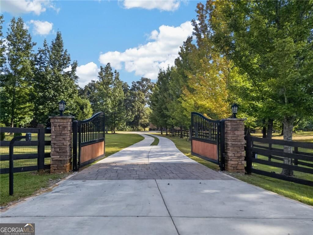 456 E Valley Road NE, Rydal, GA 30171 — photo 2