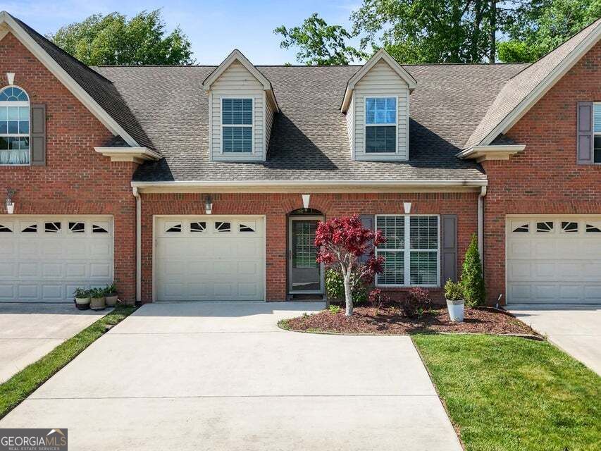 7699 Lenox Trace Dr — photo