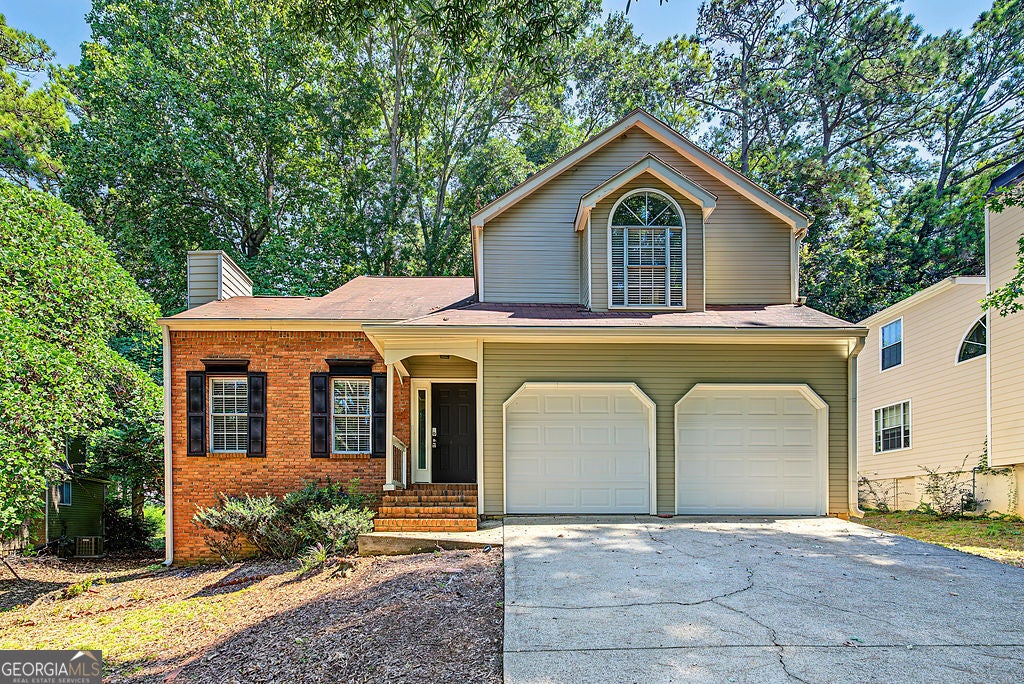 1009 Cobb Place Manor Dr — photo