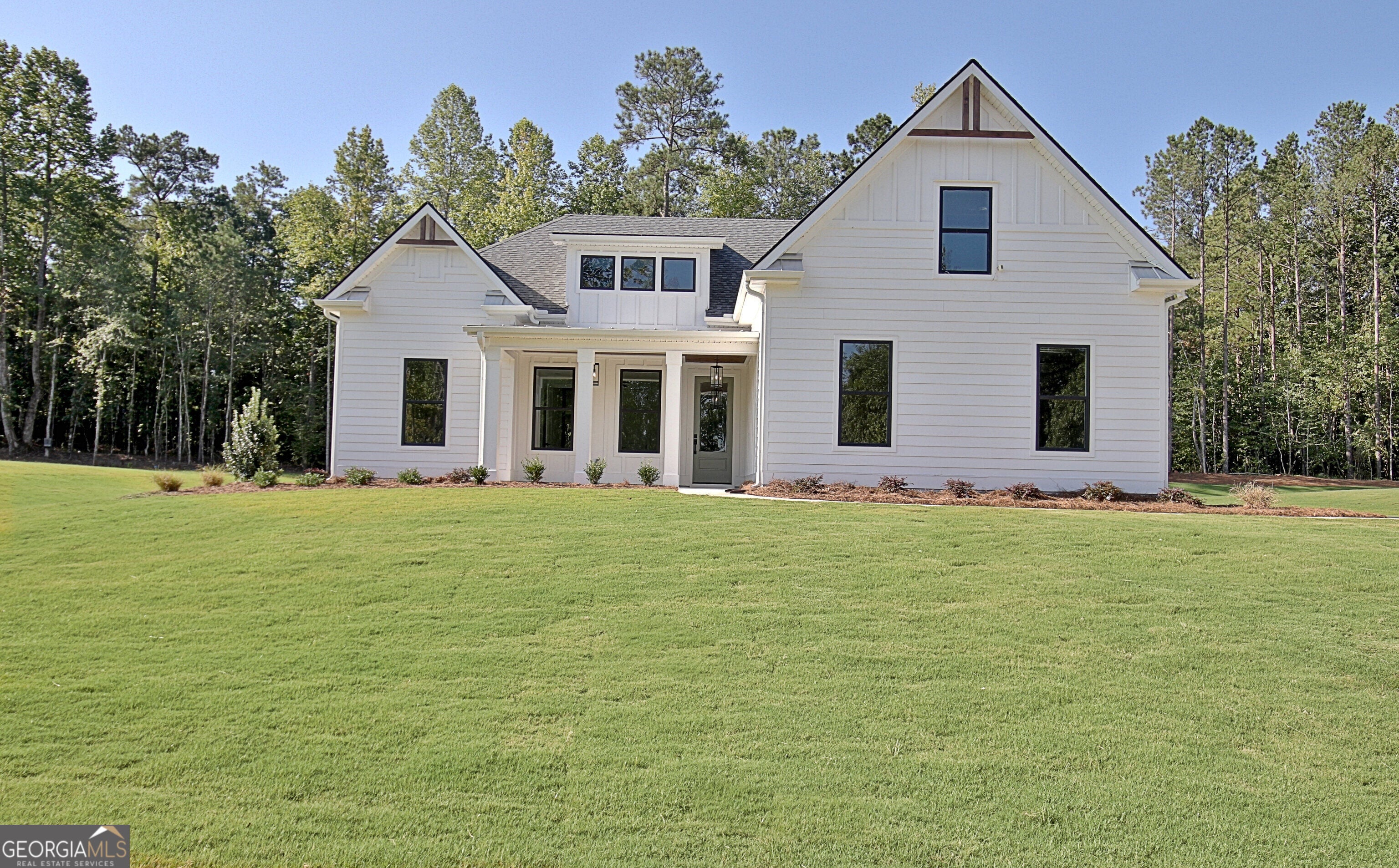 176 Ryeland Dr — photo