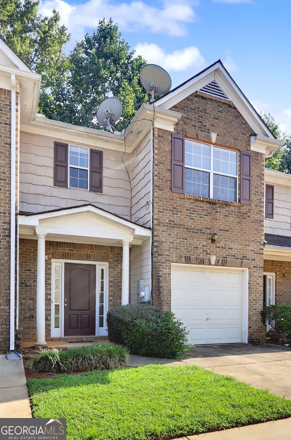 136 Madeline Ct — photo