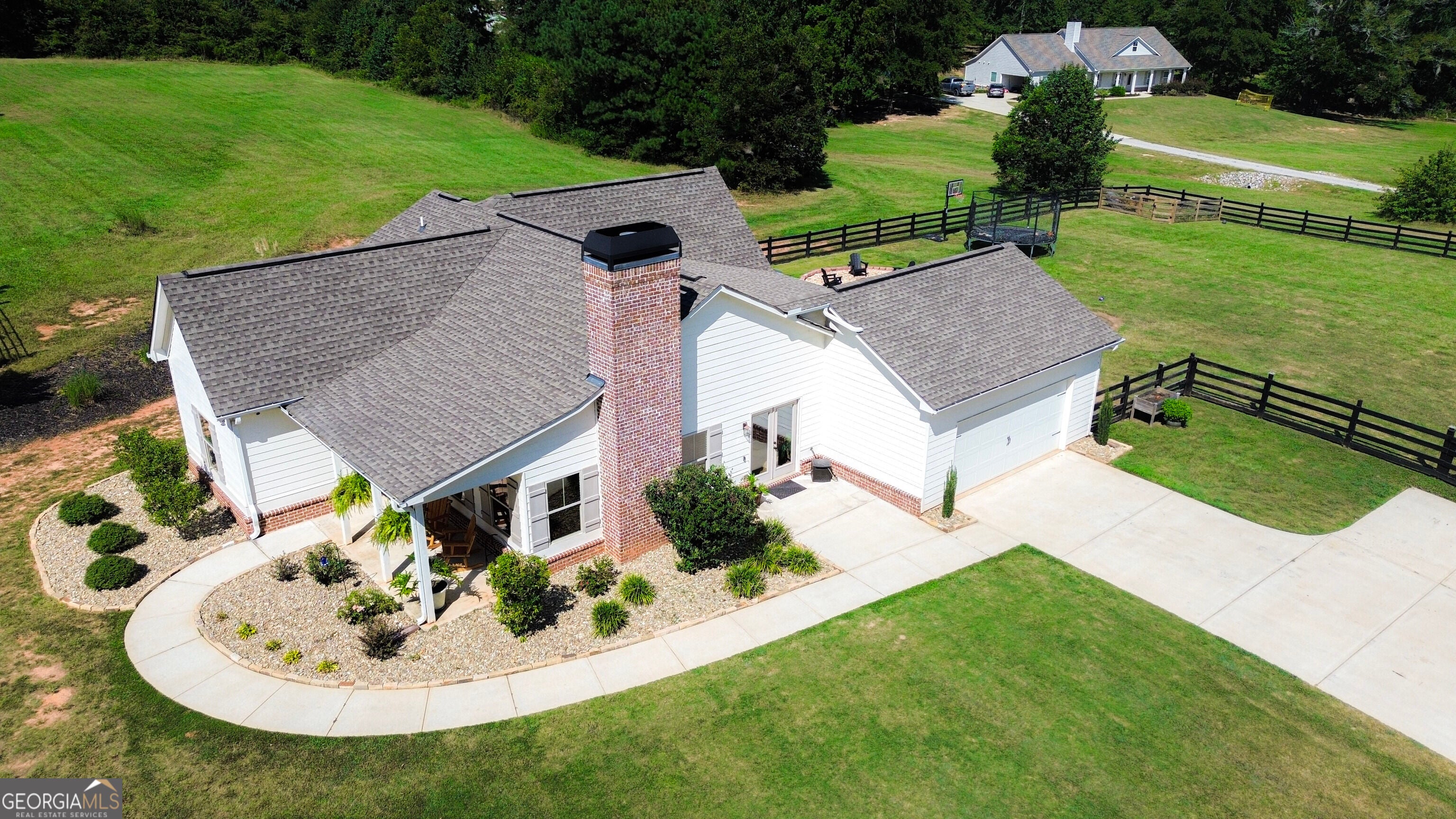 2383 Highway 11 NW — photo