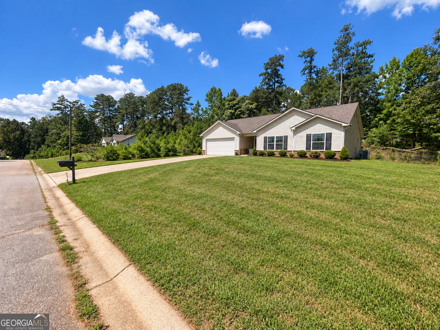 101 Freedom Ct — photo