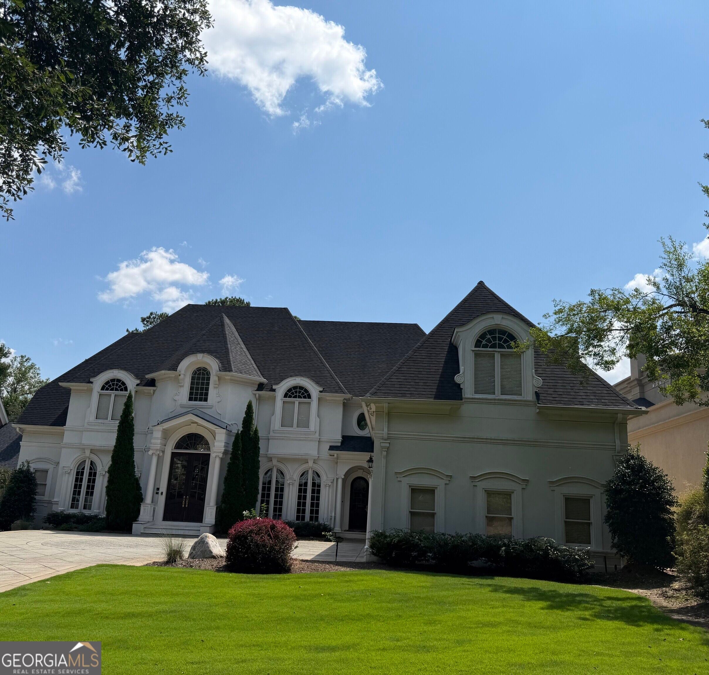 2212 Ascott Valley Trc — photo