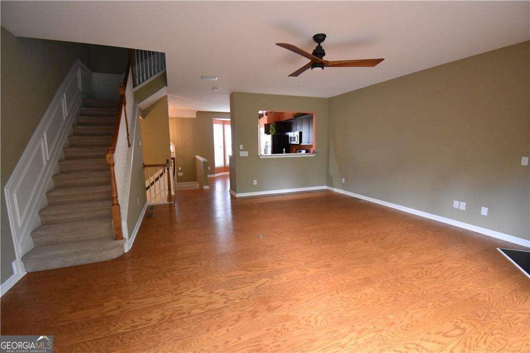 1002 Thornborough Dr — photo