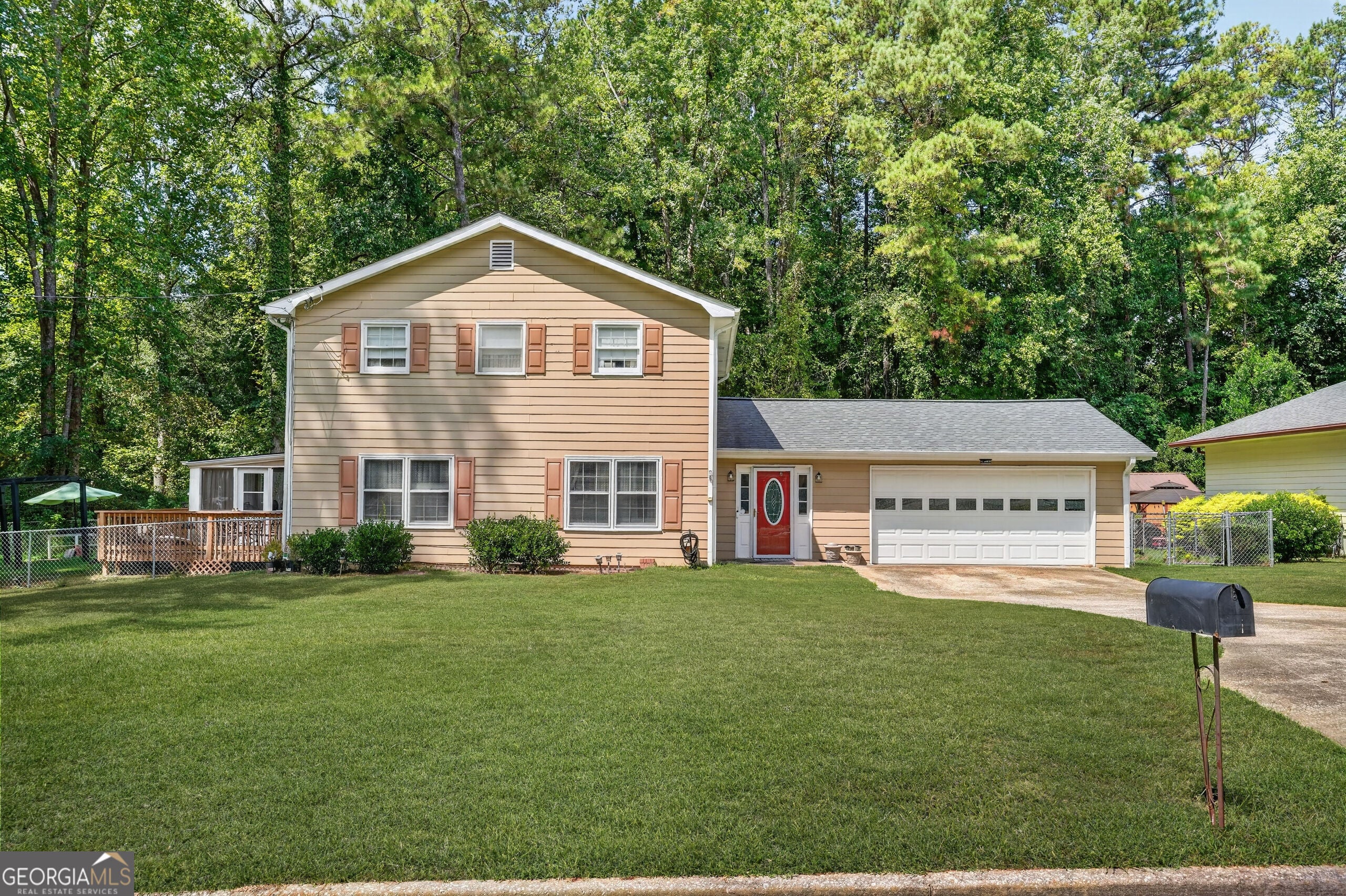 757 S Hileah Ct — photo