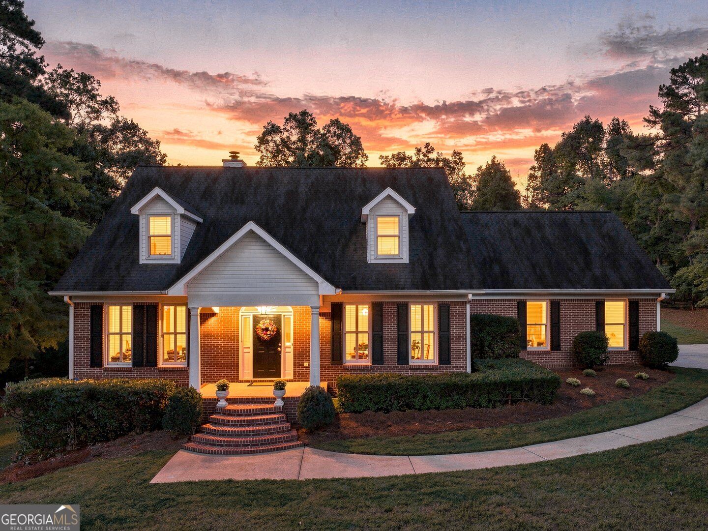 Home in Conyers, GA 30012 — photo 2