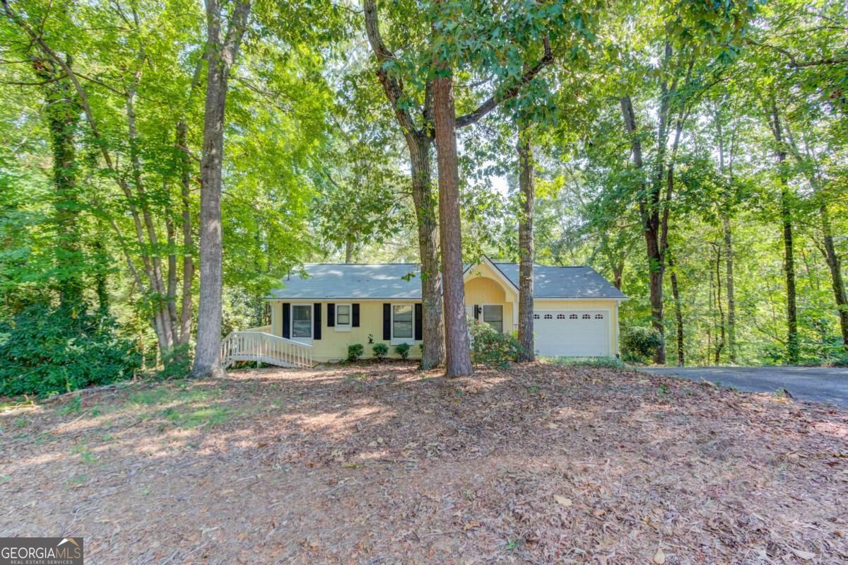 3629 Lakeview Dr — photo