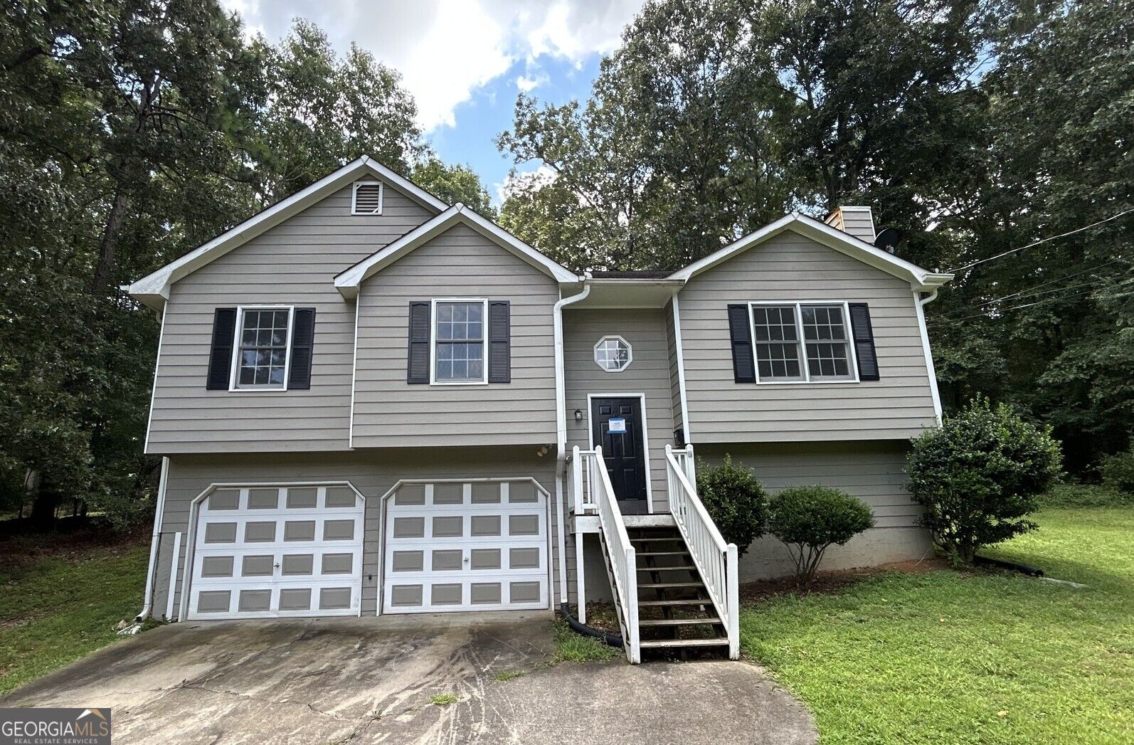 148 Dillon Dr — photo