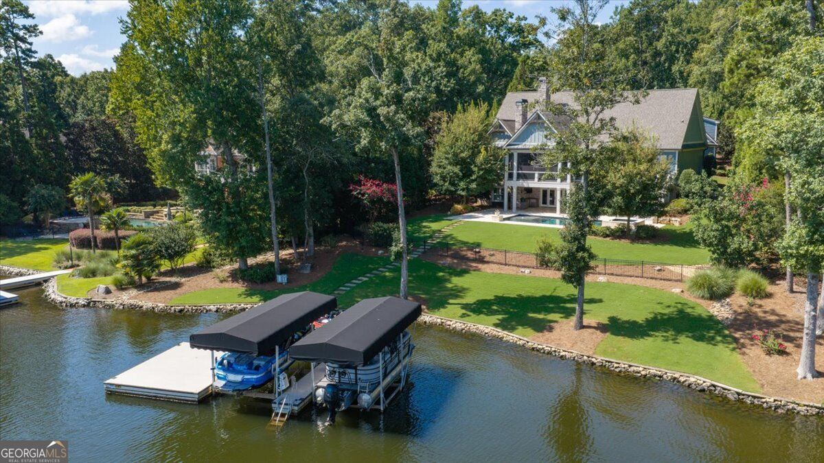 166 Waters Edge Dr — photo