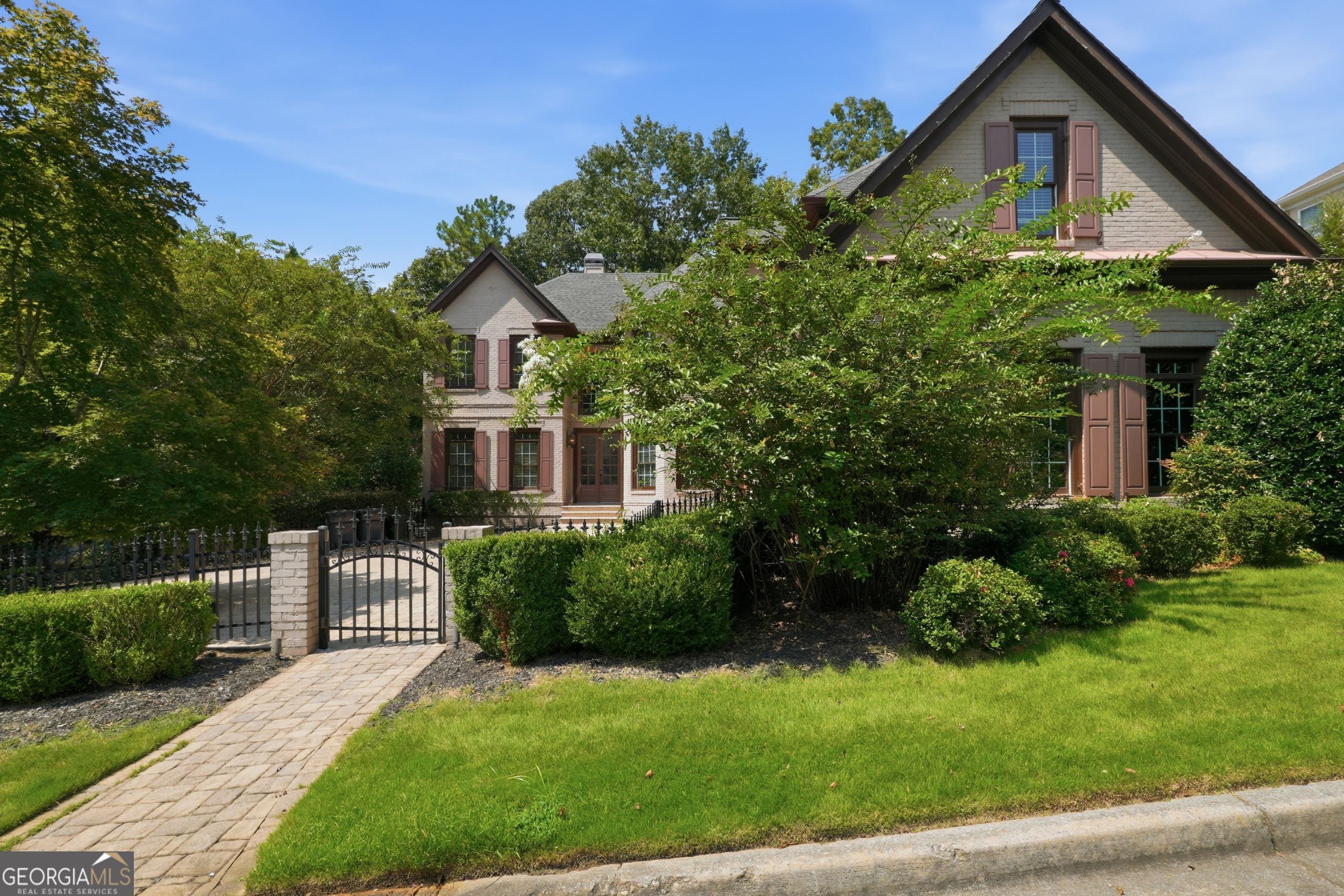 245 Steeple Point Dr — photo