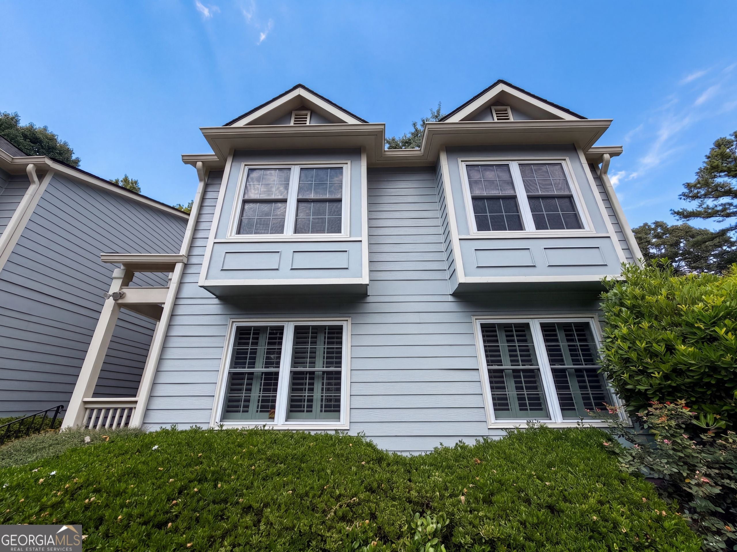 18 Springhedge Ct SE — photo