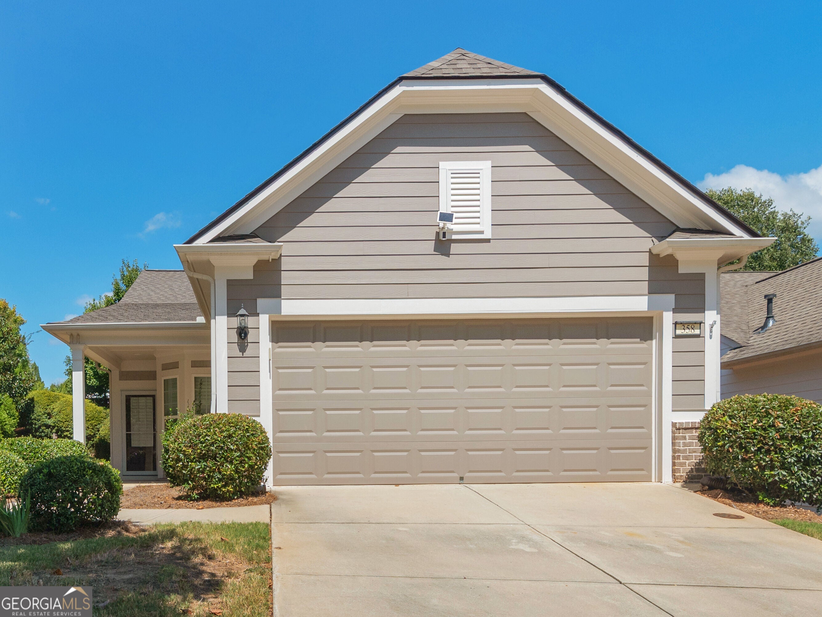 358 Sandy Springs Dr — photo