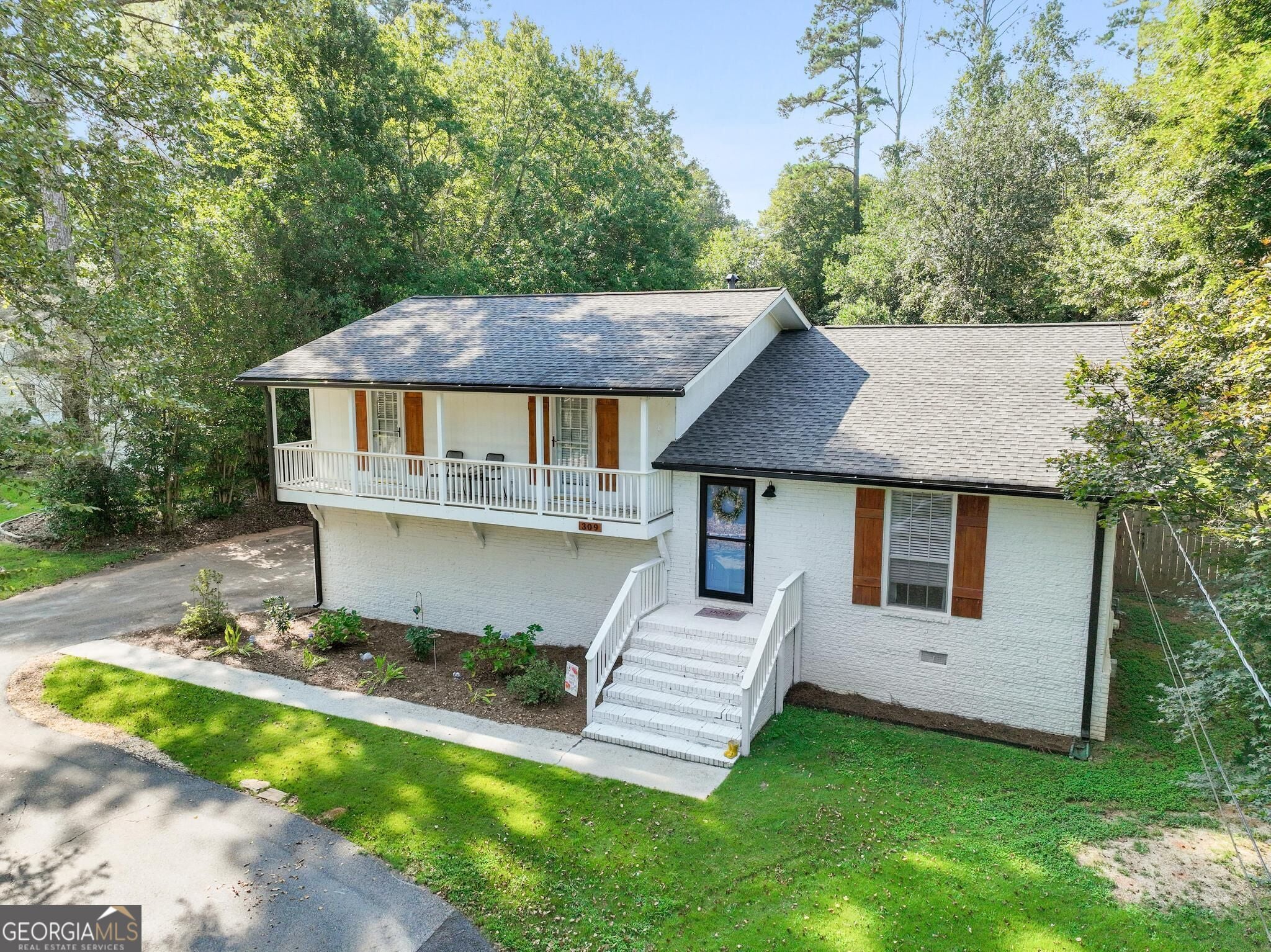 309 Burke Cir — photo