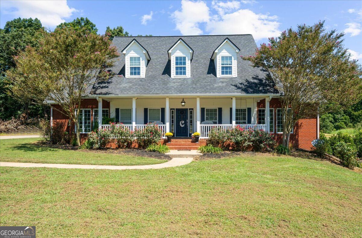 8135 Wallace Wood Rd — photo