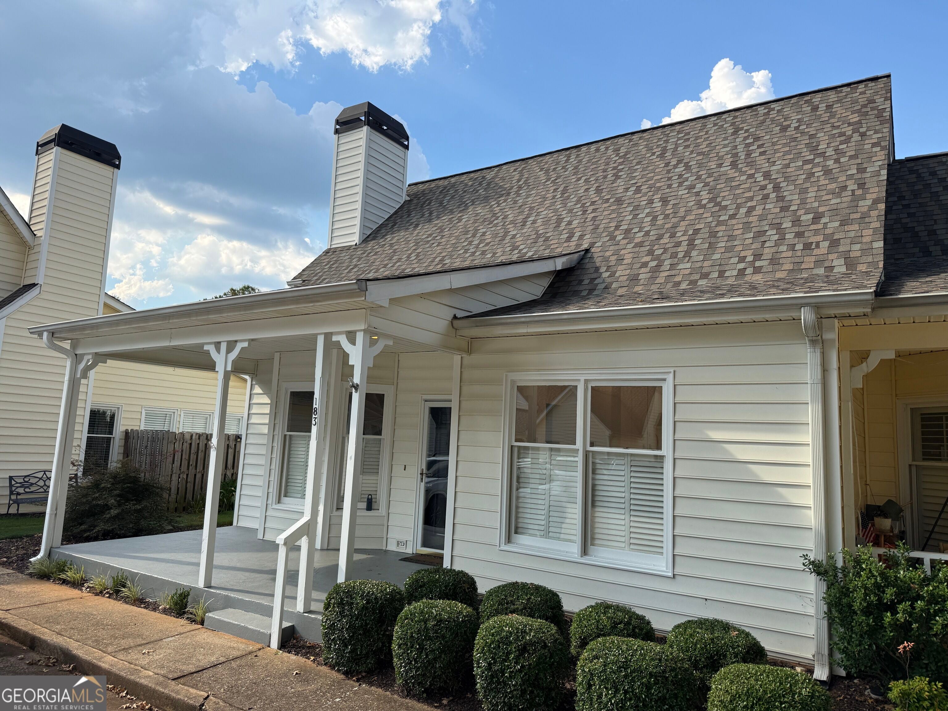 183 Victoria Way 183 — photo
