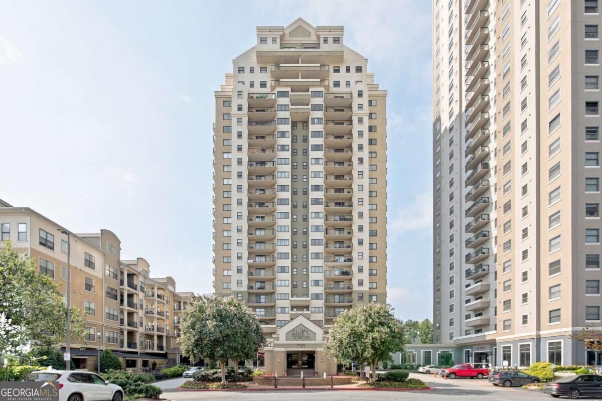 799 Hammond Dr 226 — photo