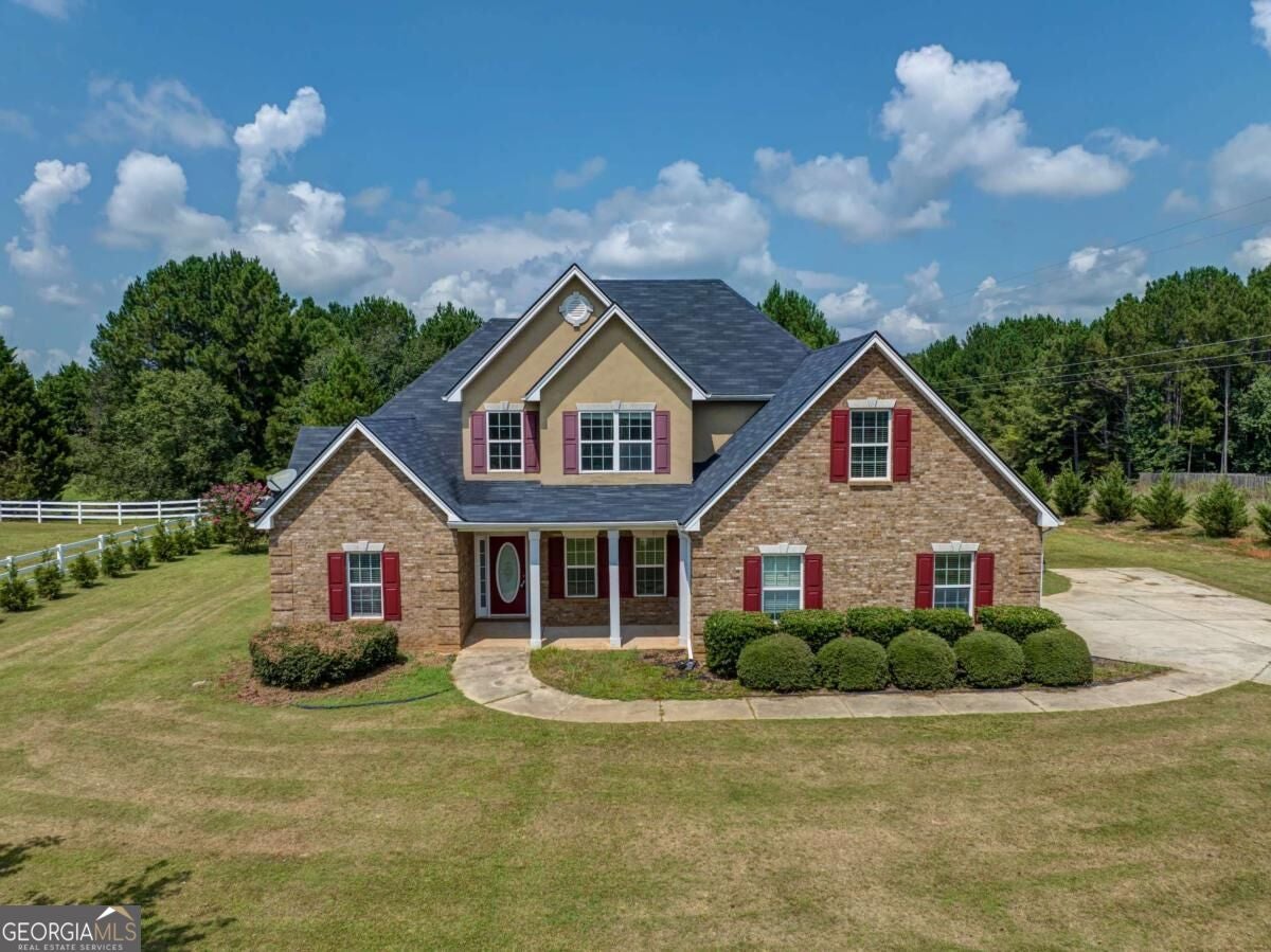 249 Hedgewood Dr — photo