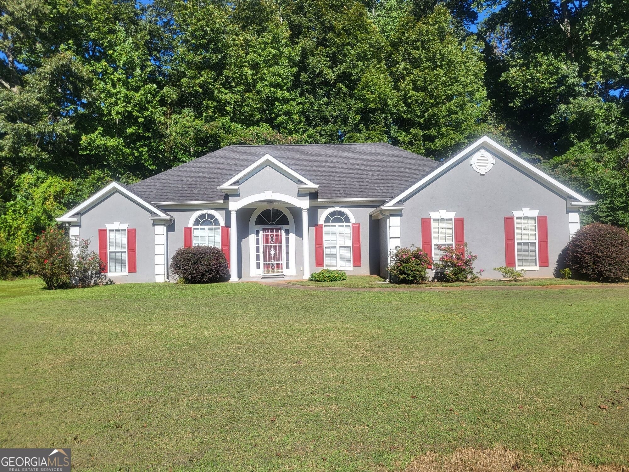 2415 Lismore Drive — photo