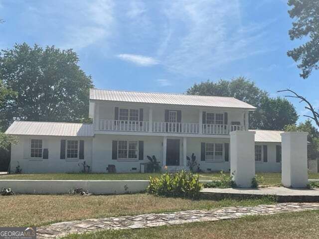 1210 King Edward Dr — photo